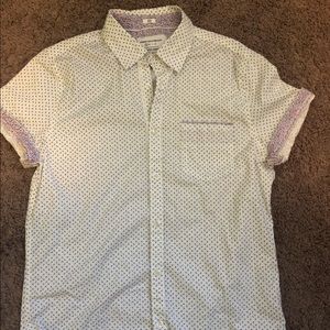 Men’s short sleeve button down shirt